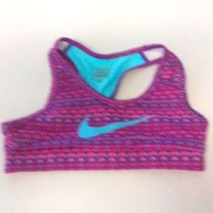 Nike Althletic Top